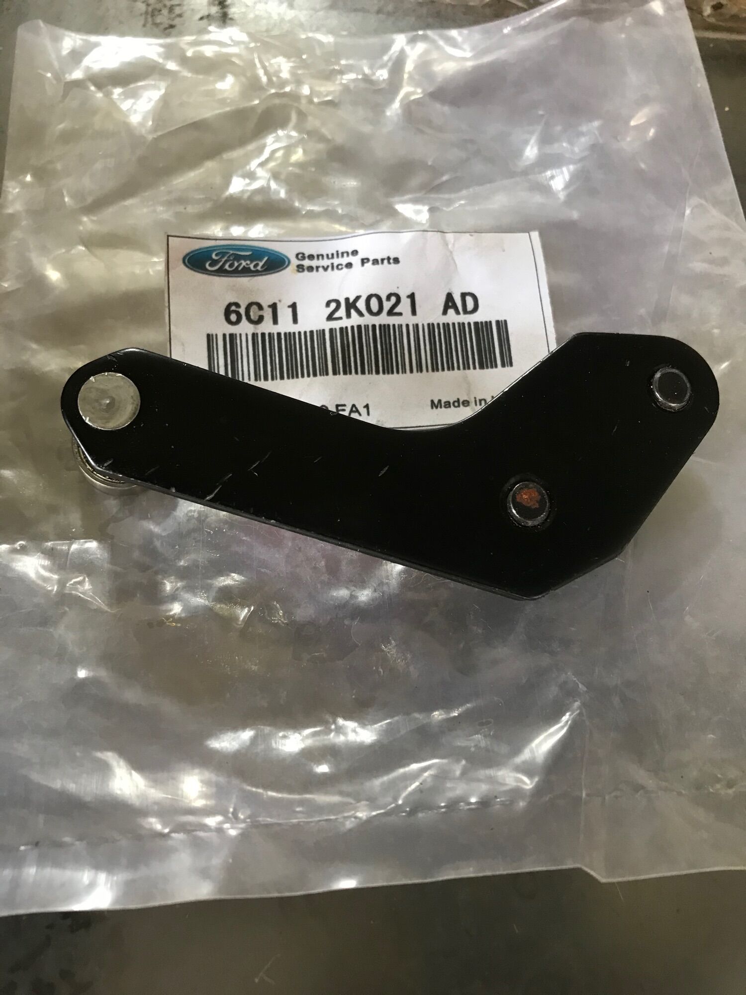 Bát Bạc Đạn (Bi Trượt) Cửa Lùa Ford Transit (Dưới)