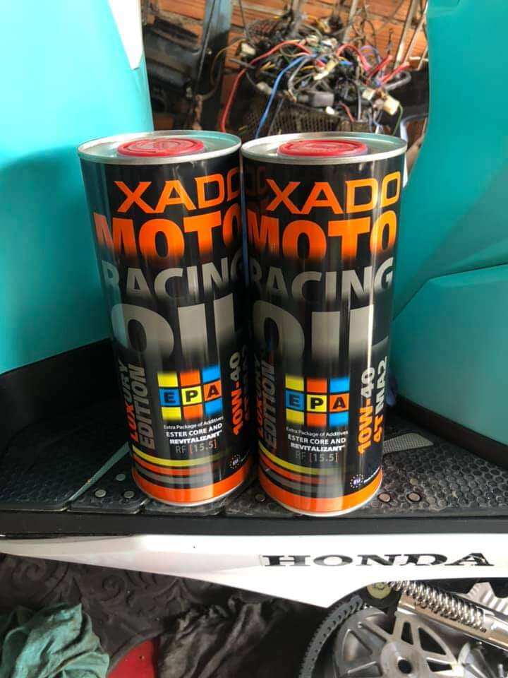 NHỚT XE MÁY XADO RACING 22.2 LON 1L
