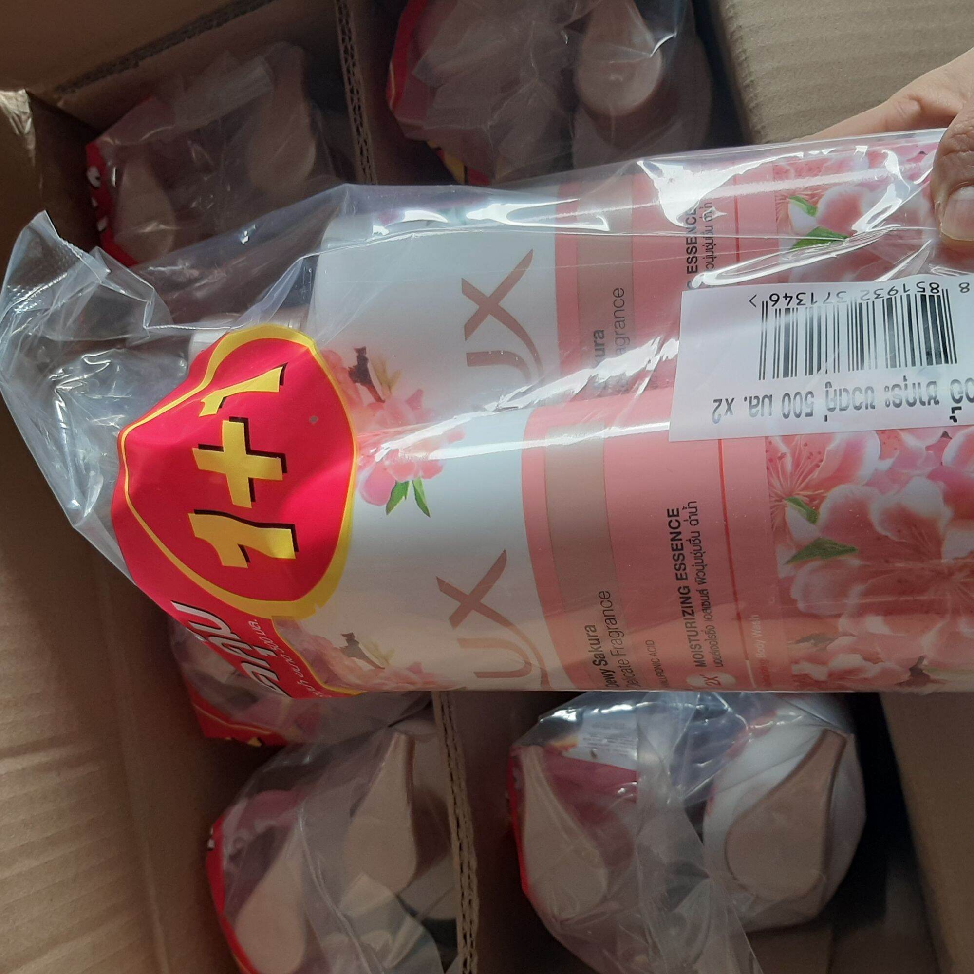 (Sét 2 chai) Sữa tắm lux Thái Lan 500ml hương  trà sakura