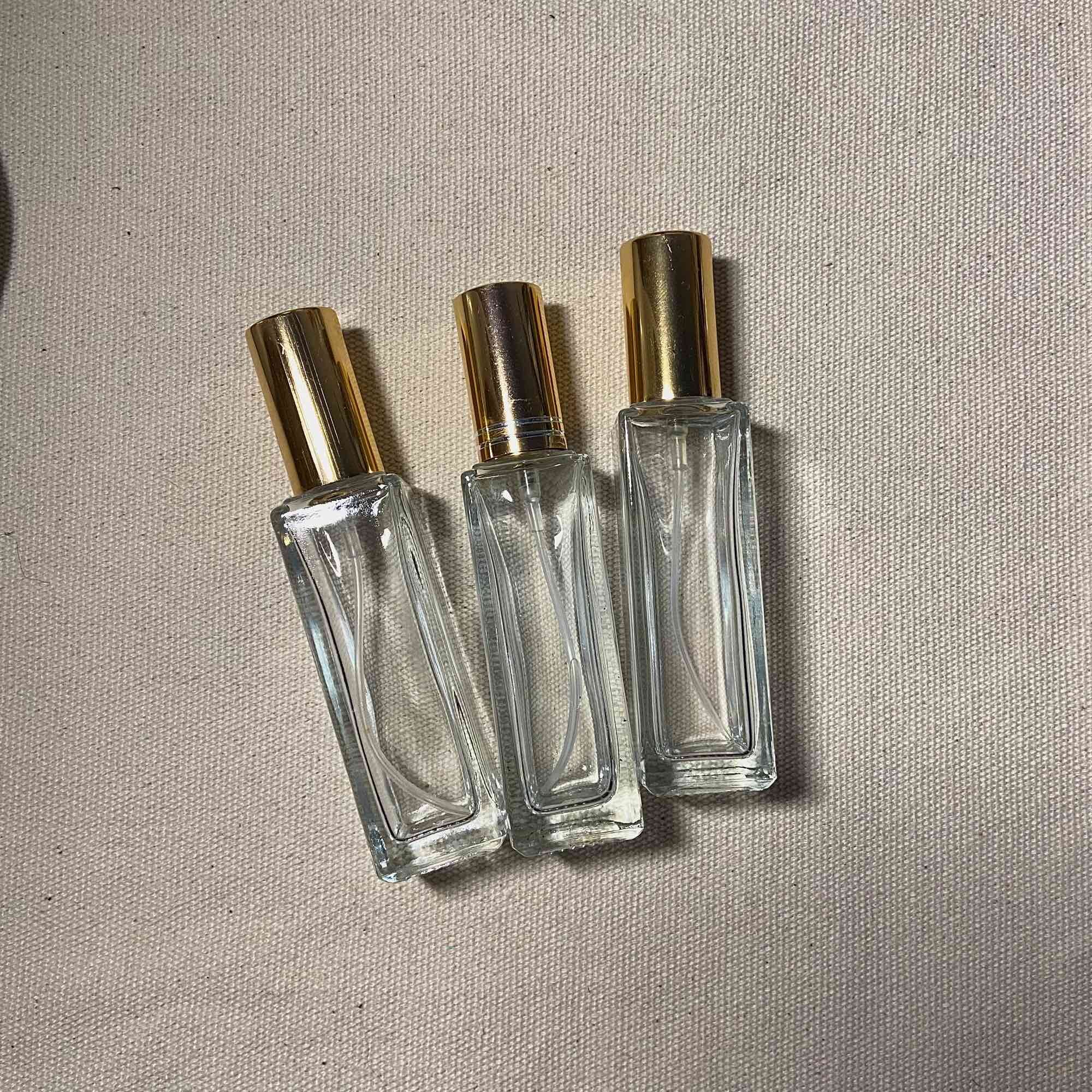 Chai Chiết Nước Hoa 20ml Nắp Vàng - Dễ Dàng Mang Theo, Thiết Kế Sang Trọng - Jolie Parfum