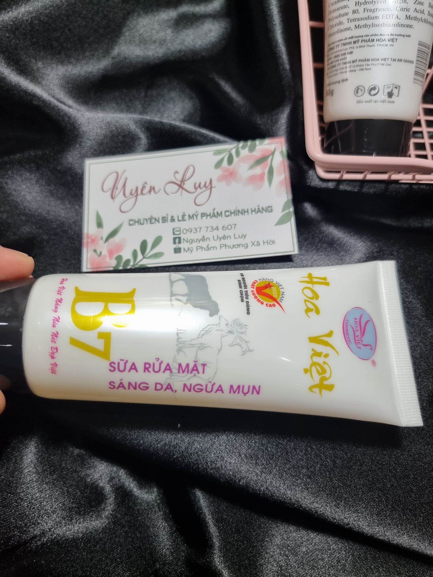 Sửa Rửa Mặt Trắng Da Ngừa Mụn Hoa Việt B7