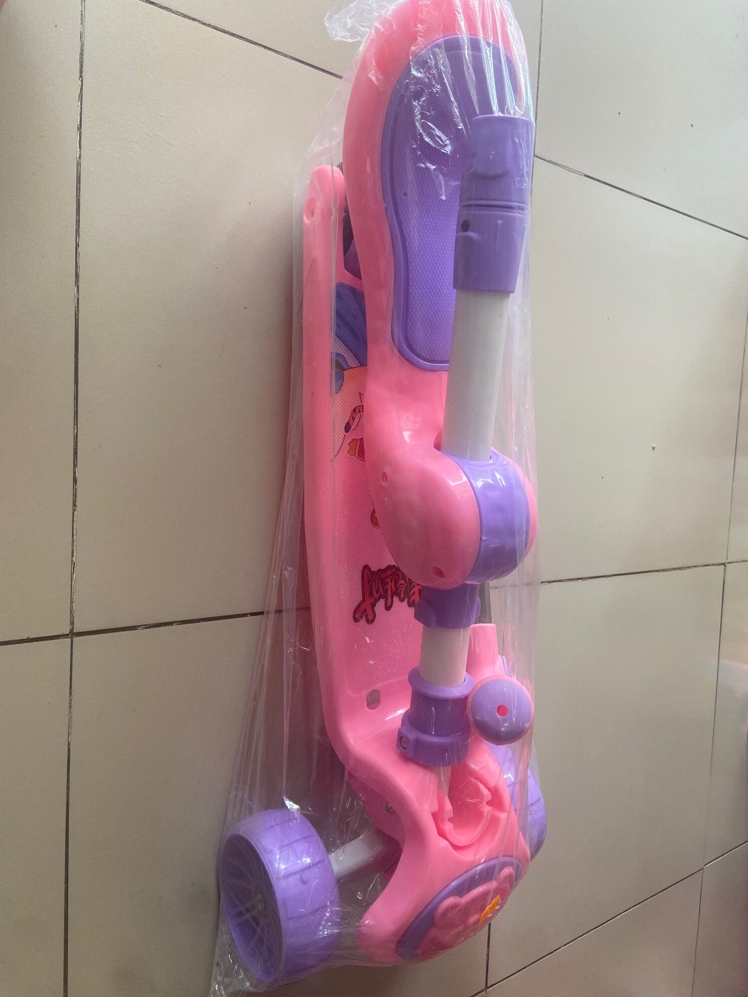 Xe trượt scooter cho bé ,Scooter 2 in 1 bánh xe phát sáng.