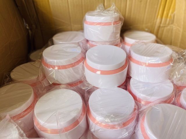 Hủ trắng viền hồng 150gr