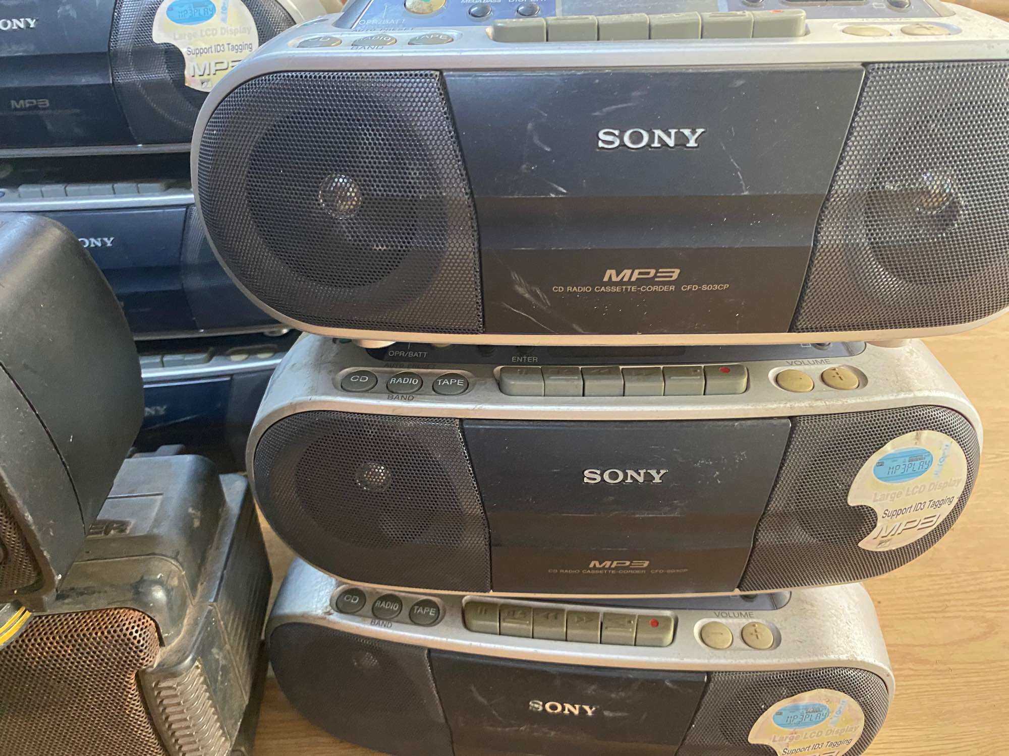 Radio cassette Sony, radio , cd, cassette Sony, đĩa không đọc
