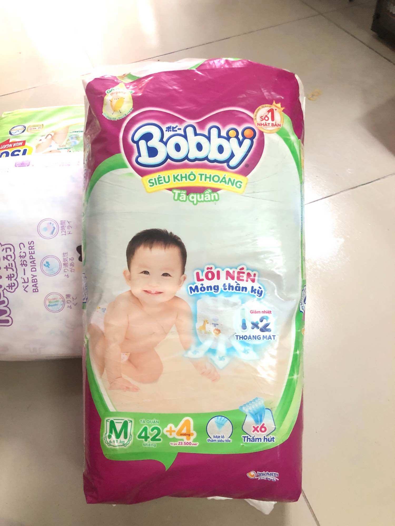 Tã quần bobby size m42+4