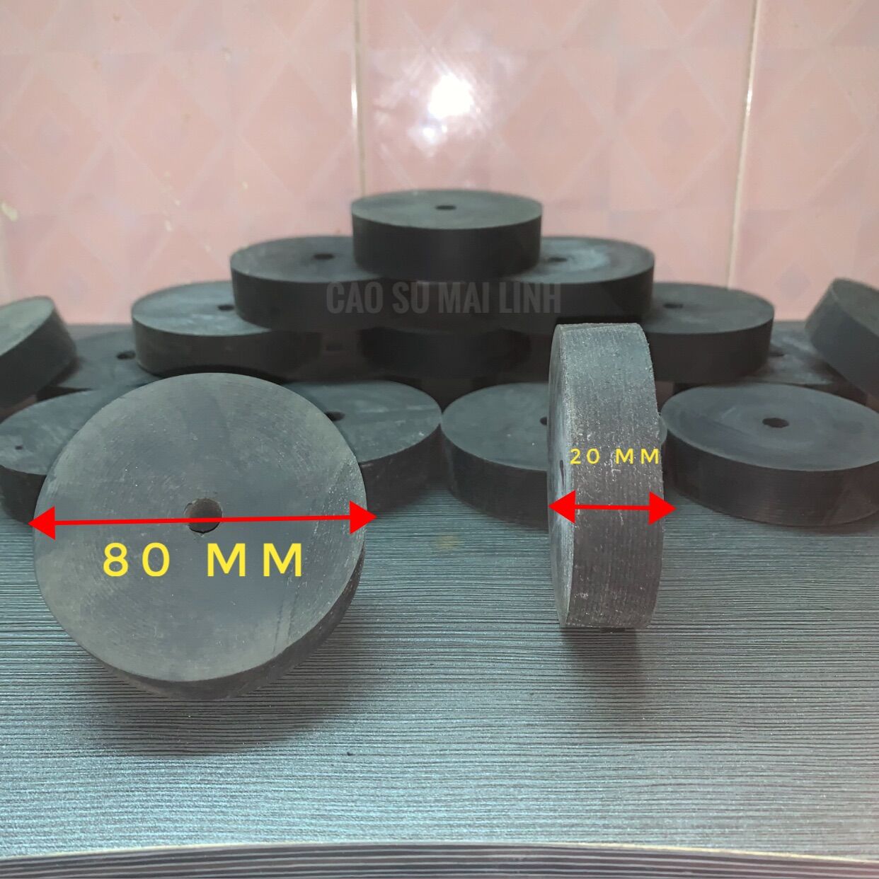 4 Cục cao su chống rung, Cao su kê chân máy, Cao su giảm chấn phi 80 cao 20 (mm)