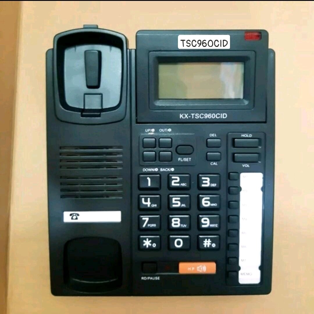 Điện Thoại Để Bàn KX-TSC960CID