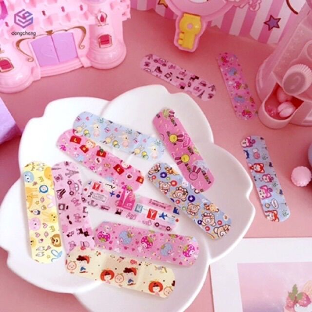 Set 10 băng dán cá nhân siêu cute