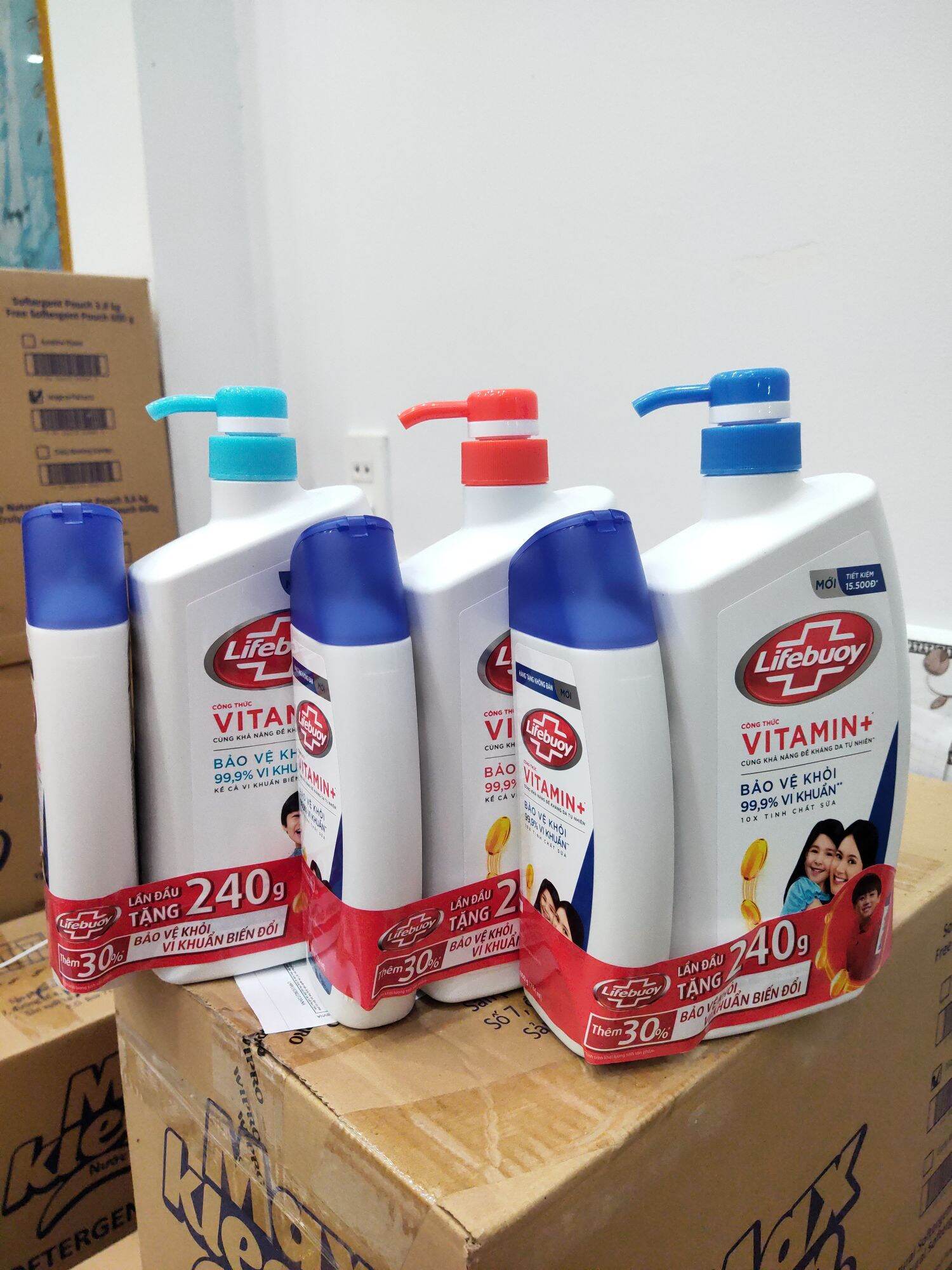 sữa tắm Lifebuoy 800g(tặng chai sữa tắm 240g)