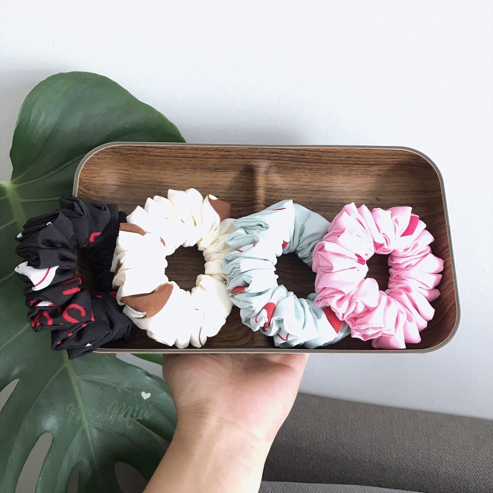 [HCM]Dây buộc tóc Scrunchies handmade vải lụa lập thể, size S, bản rộng 3CM chun co giãn tốt, cột tóc không đau - MiniMiu