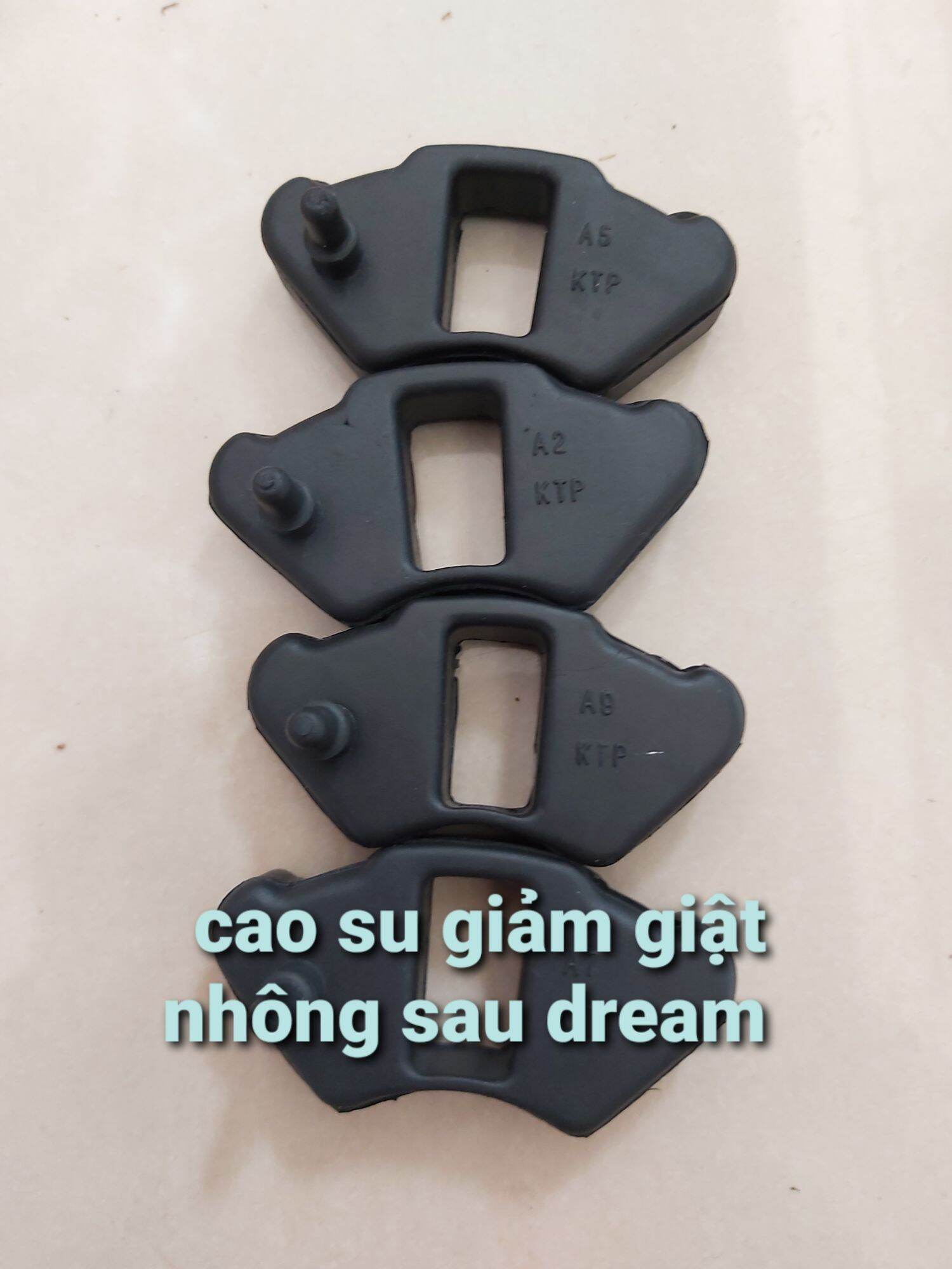 4 cục cao su đùm dream / đùm nhỏ