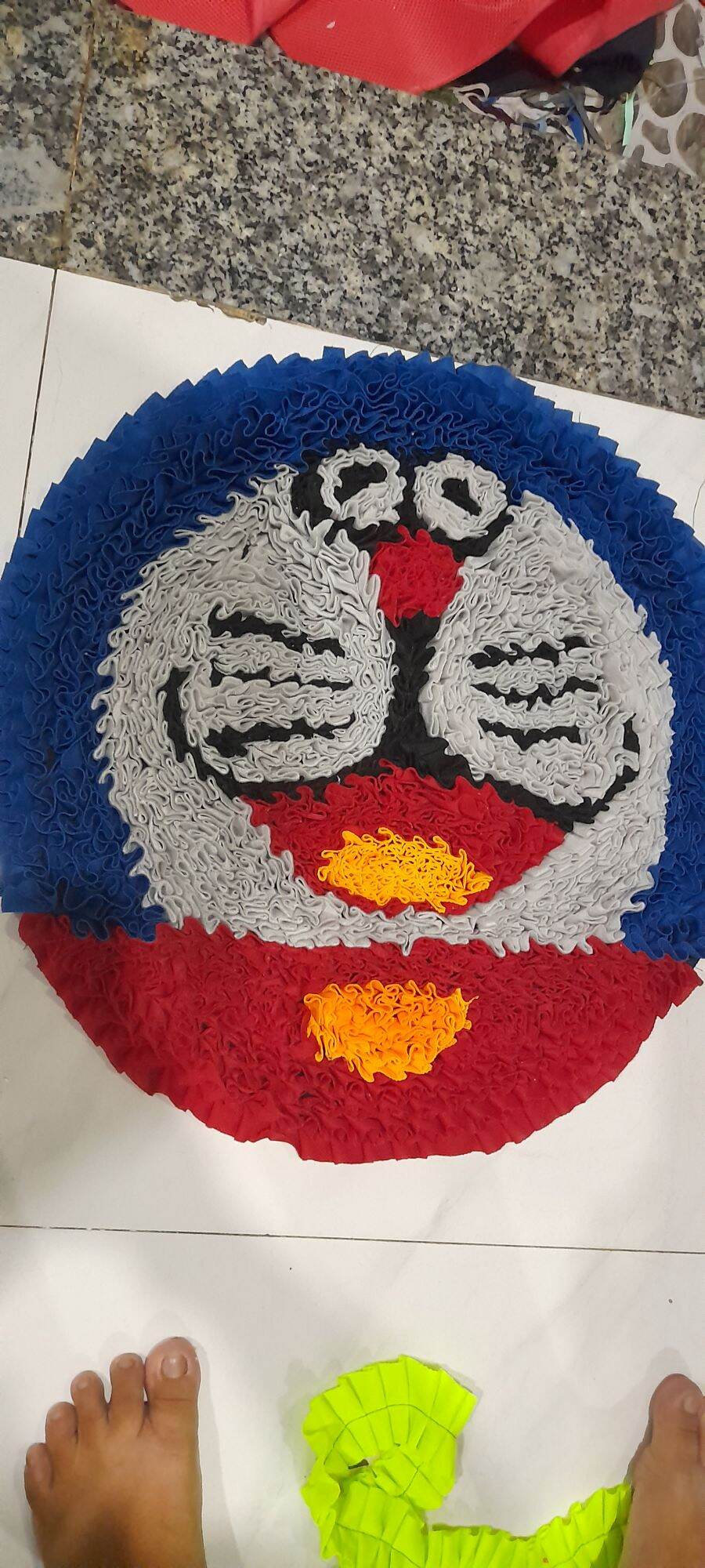 thảm  doremon vui vẻ. kích thước 55cm