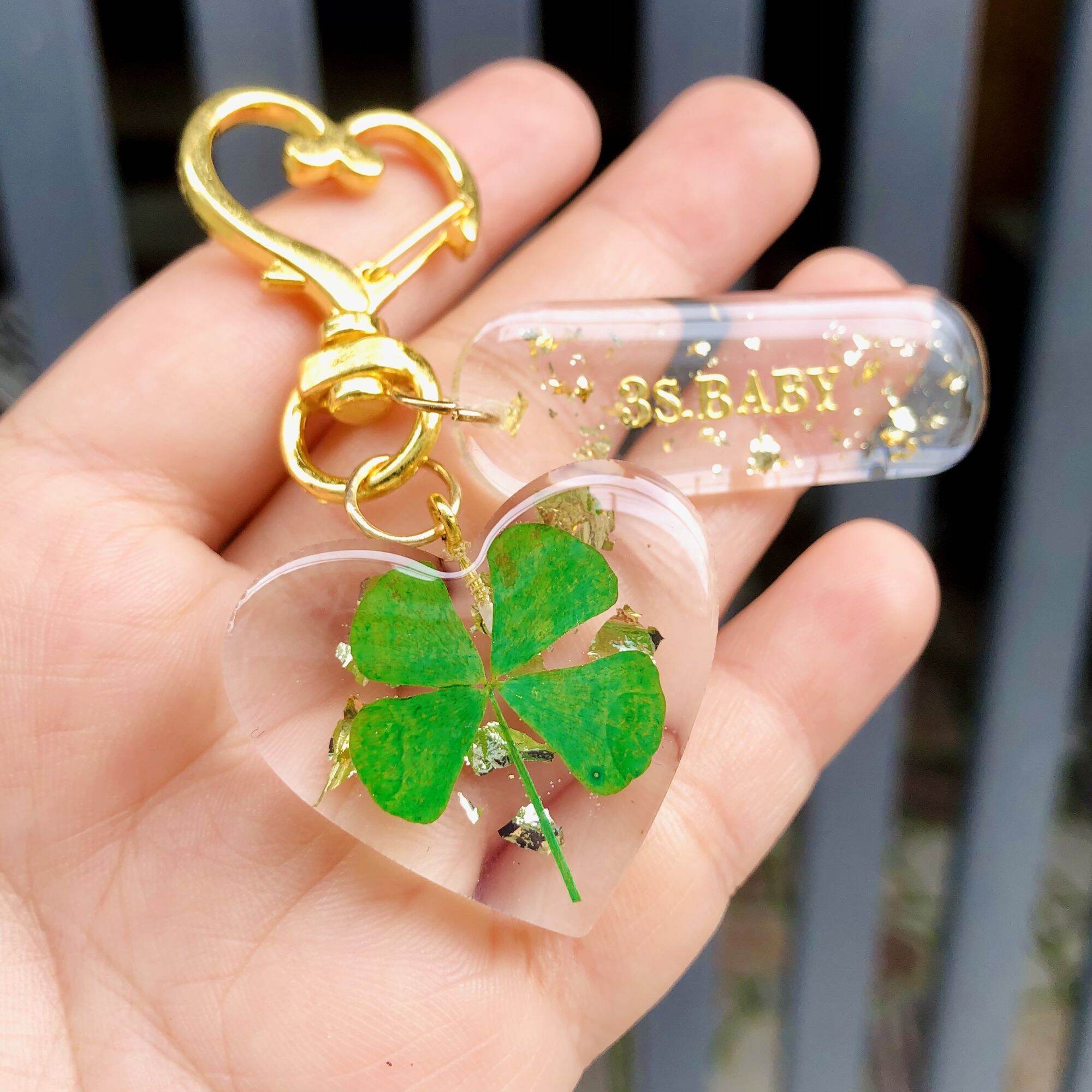 Handmade real 4-leaf clover heart keychain DIY lilande souvenir