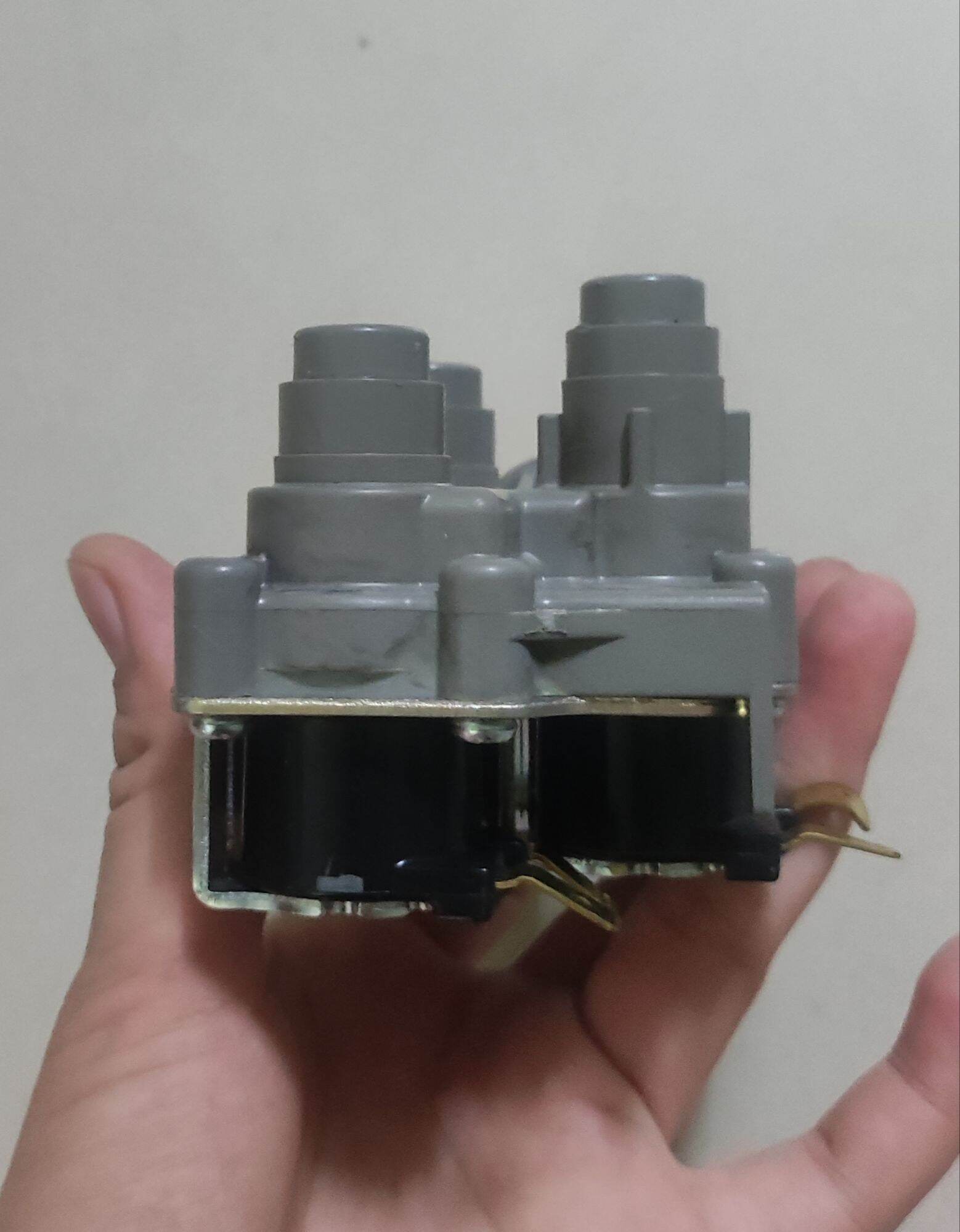 van cấp nước máy giặt Toshiba van ba
