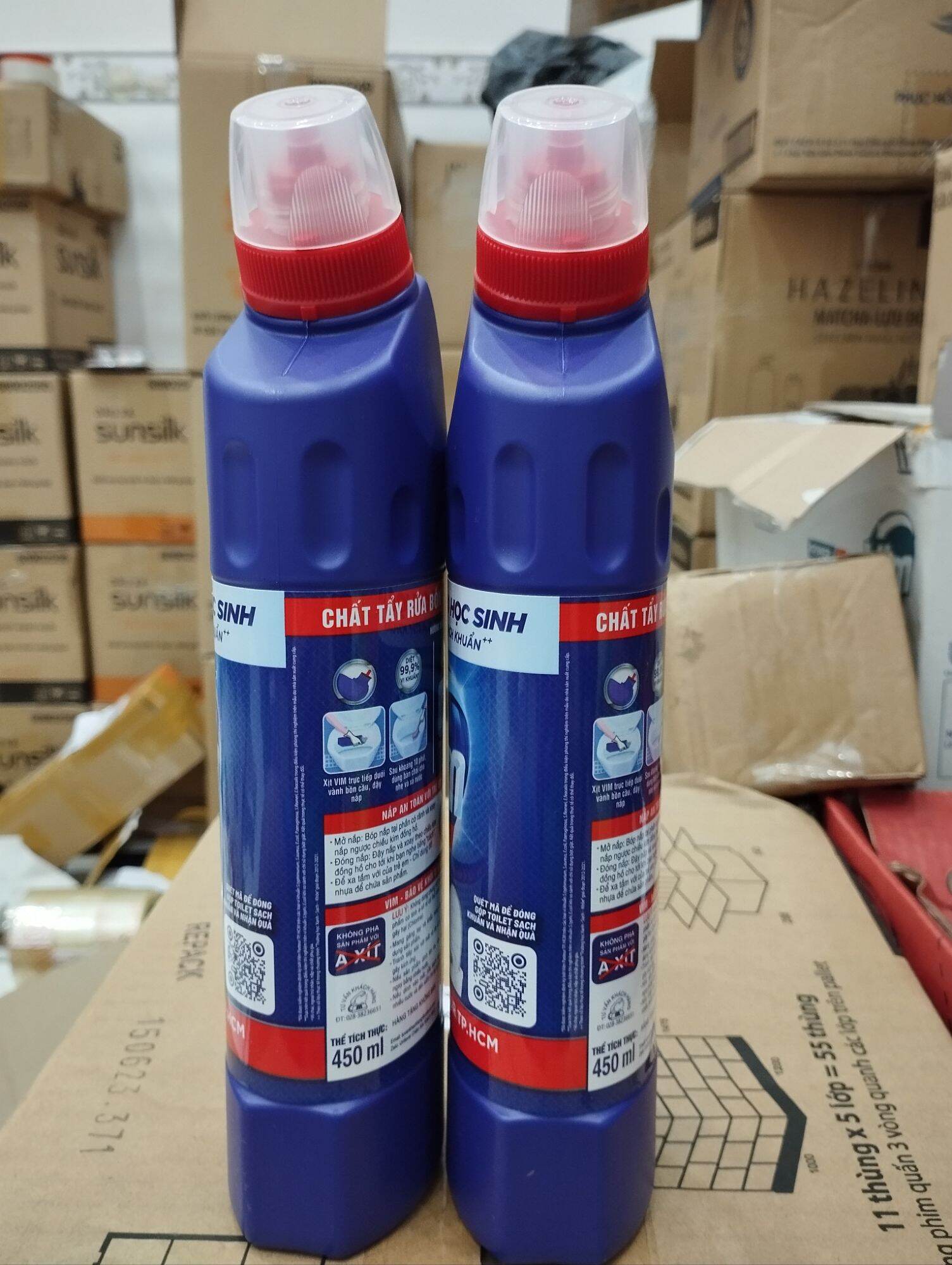 Vim tẩy bồn cầu và nhà tắm 880ml