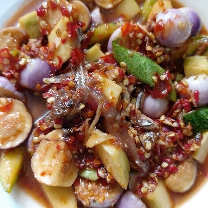 Mắm nêm cá cơm - đặc sản miền trung