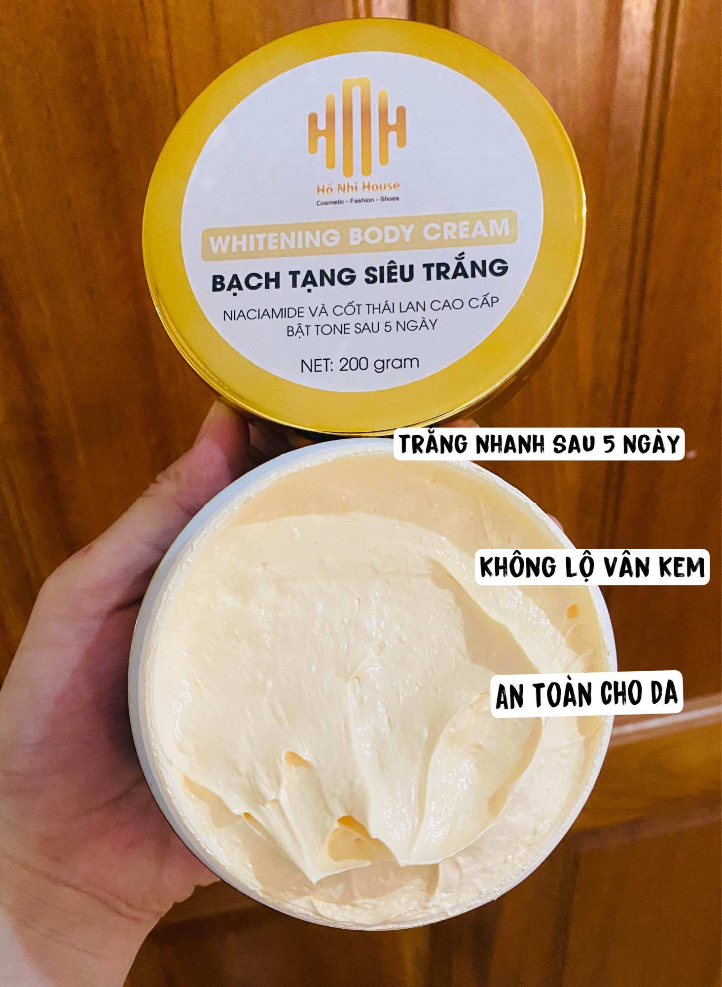 Kem body bạch tạng siêu trắng cho da đen lì bẩm sinh .