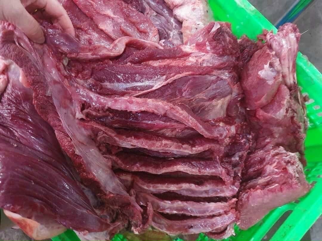 1kg Bag of Fresh Deer Leg Meat with Skin (Express Delivery in Hcmc)