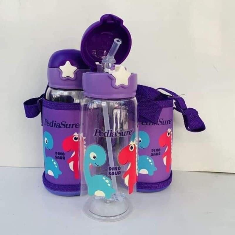 Bình nước có ống hút kèm túi đựng cho bé 700ml. Quà tặng Pediasure