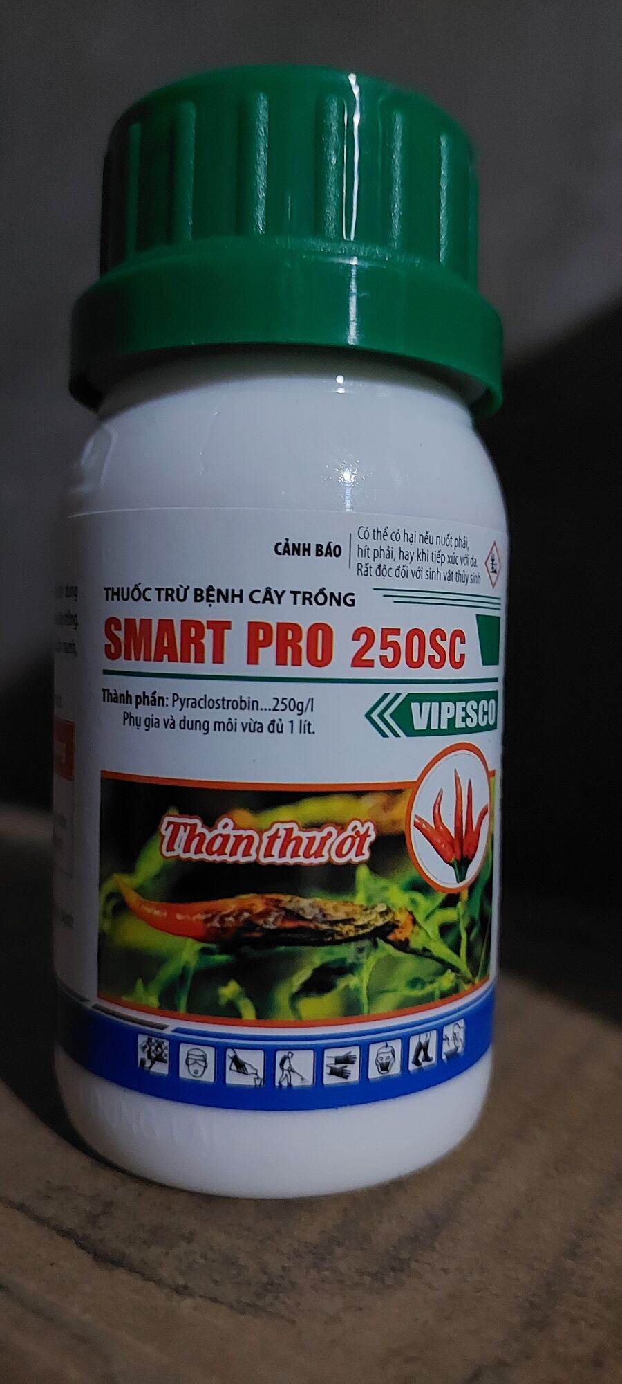 Thuốc trừ bệnh thán thư chai 100ml sử dung được 40lit nước