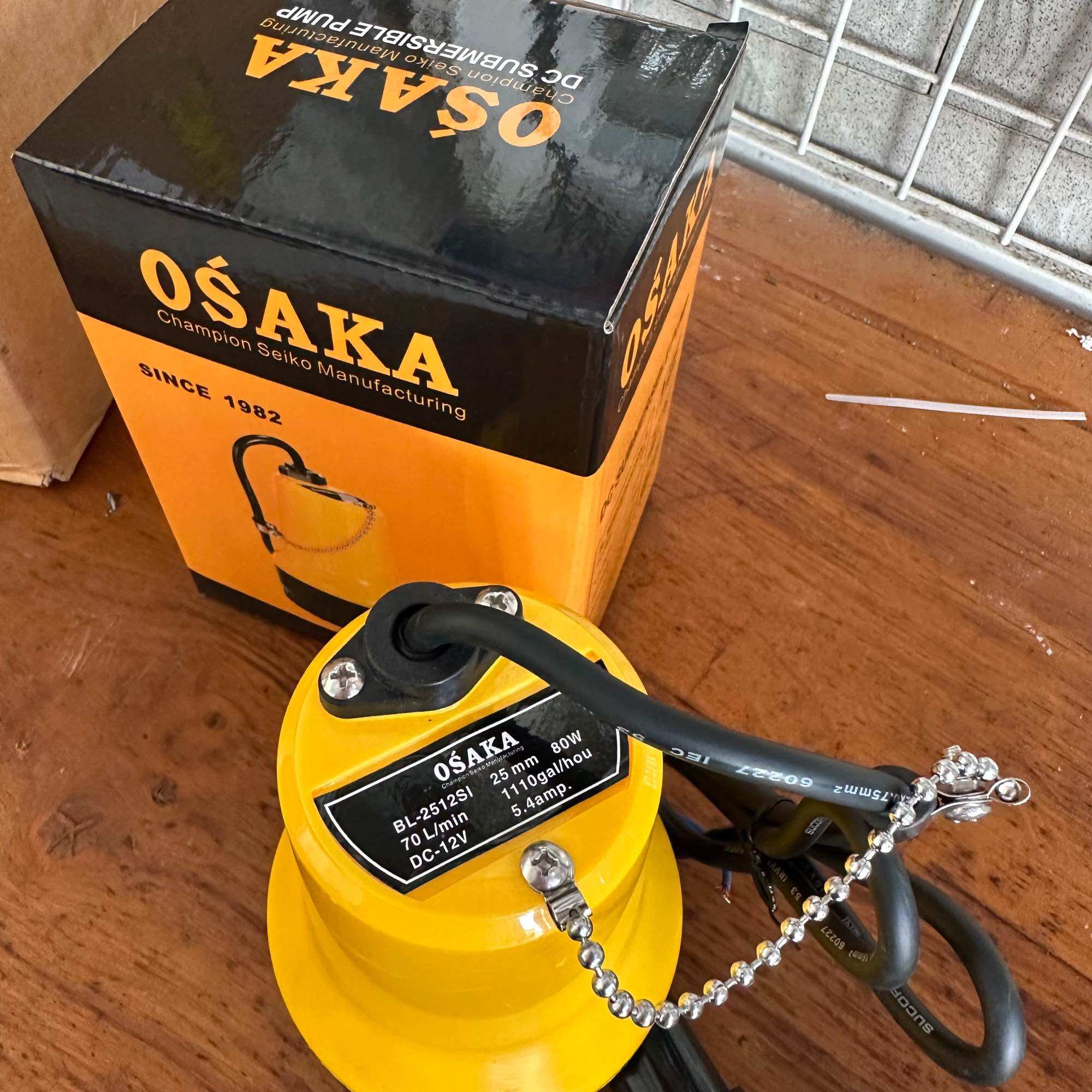 Máy Bơm Chìm OSAKA 12V Công Suất 80W