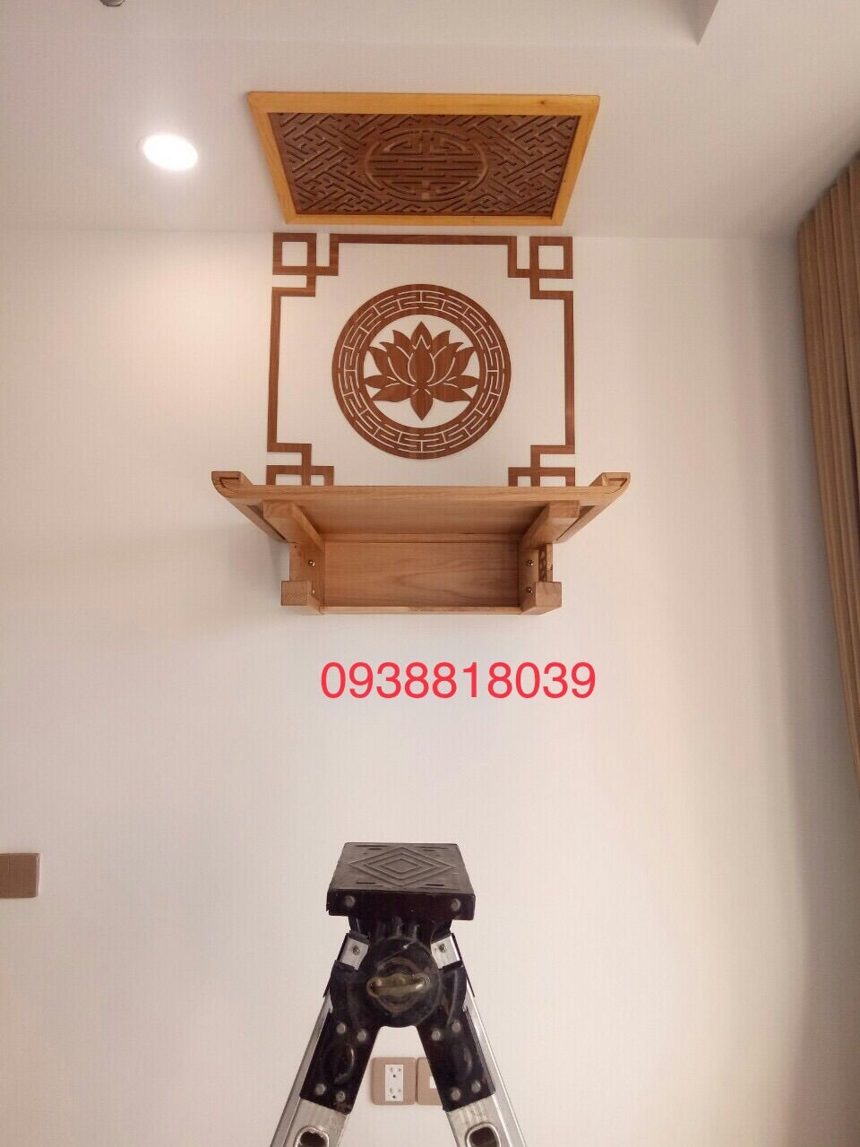 Bàn thờ treo tường