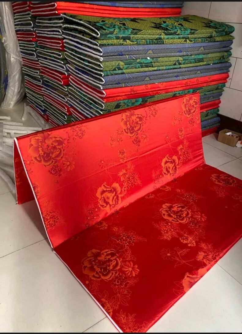 Ga giường đẹp Vỏ áo nệm gấp 3 dầy 3 phân vải gấm valize cao cấp đủ size.