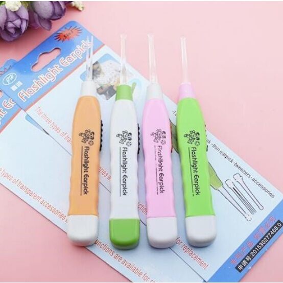 Lấy ráy tai có đèn 3 đầu đa năng cho bé