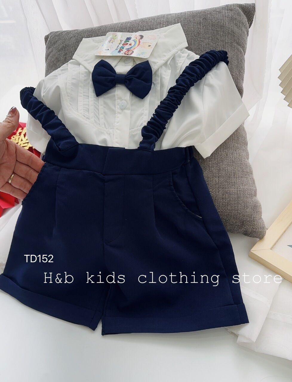 (SALE) Set yếm công tử bé trai