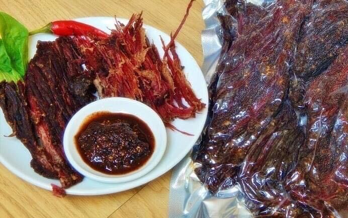 Thịt Trâu gác bếp ( 1kg) tặng kèm chẩm chéo Tây Bắc