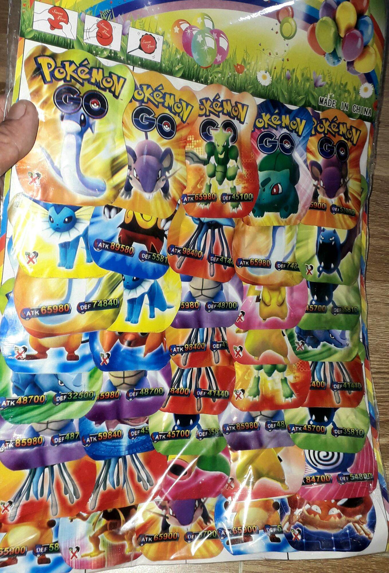 Sét 40 quả Boom_Troll hình pokemon bằng nhựa
