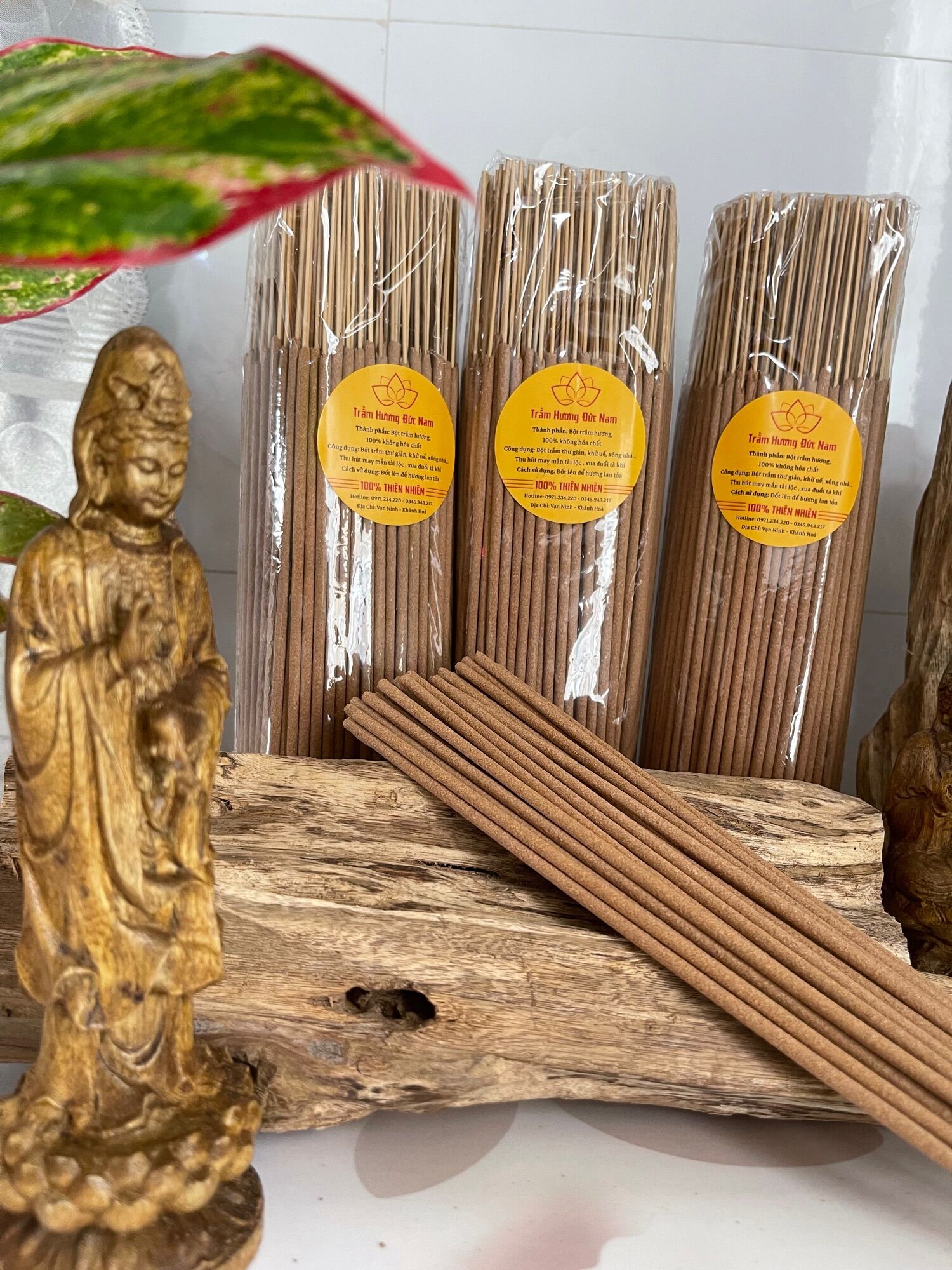 Nhang trầm hương tự nhiên 100% an toàn cho sức khoẻ không hoá chất , trầm hương tự nhiên