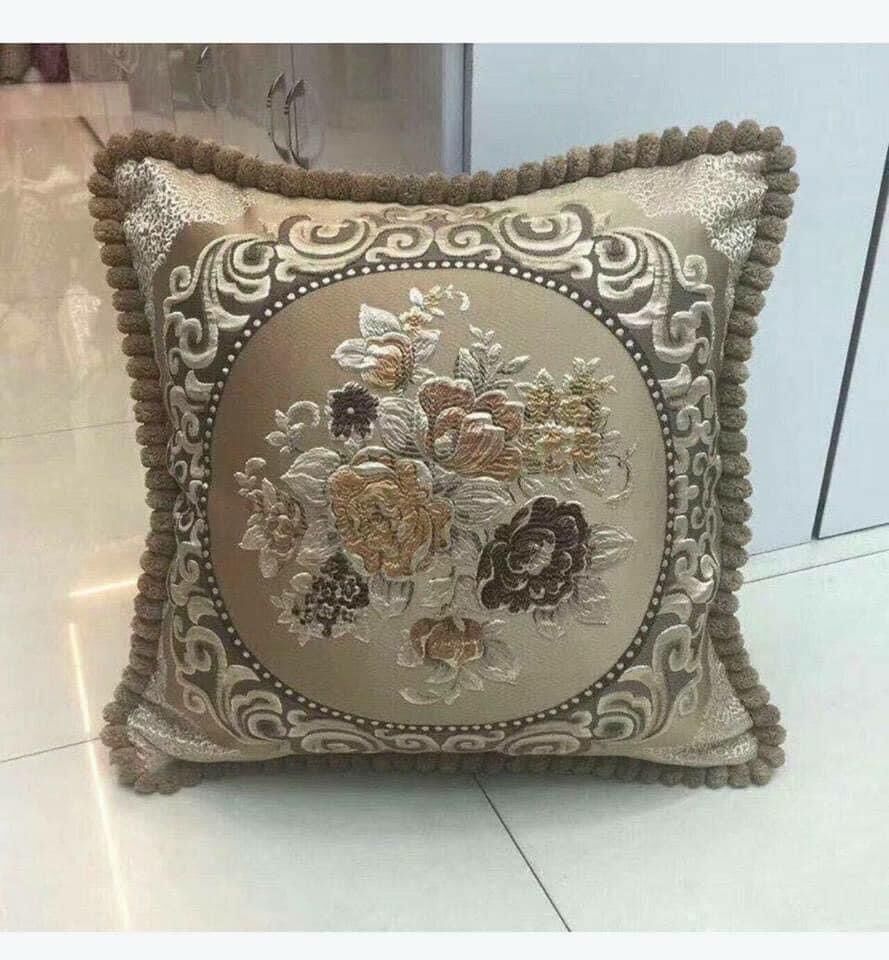 GỐI TỰA TÂY ÂU HOÀNG GIA