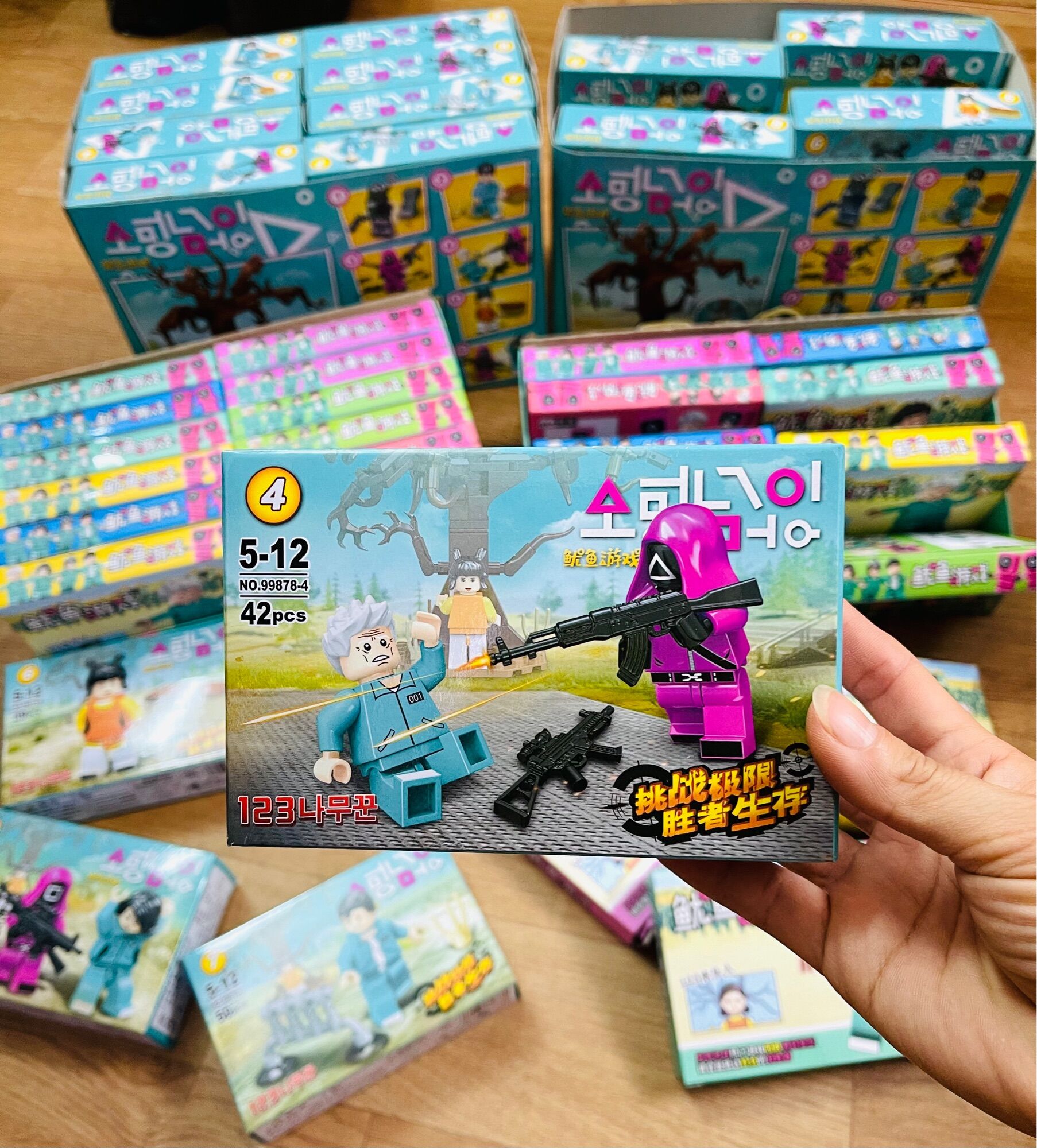 Lego lắp ghép SQUID Game con mực 2-8 hộp
