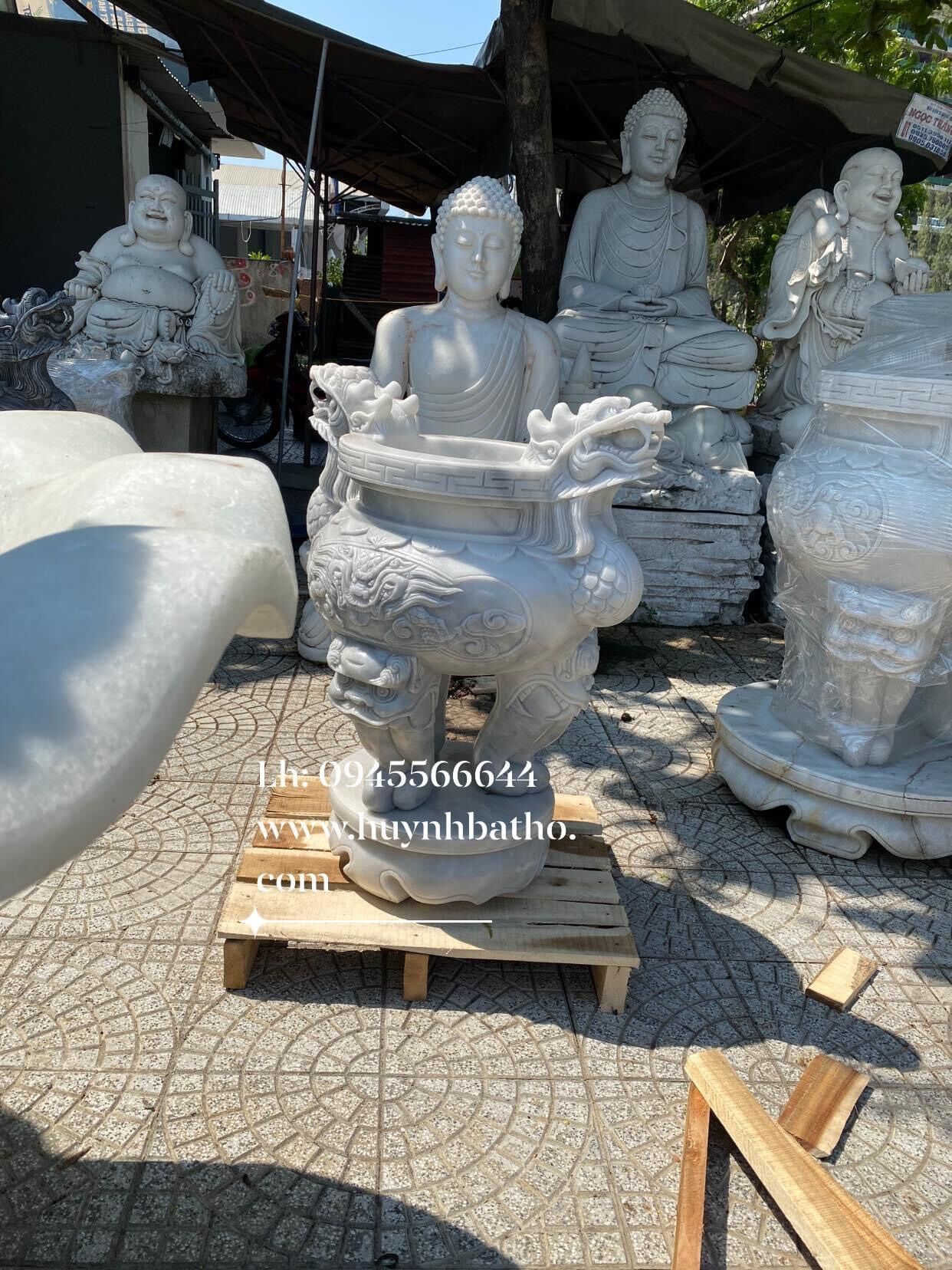 Lư hương bằng đá trắng nguyên khối cao 50cm