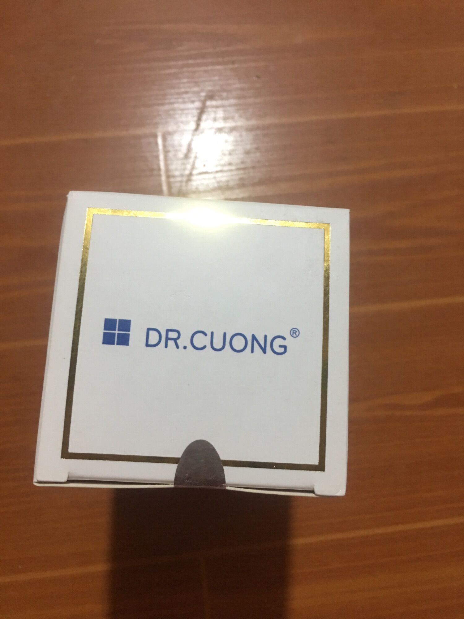 Thiệt thanh thảo cửa sổ vàng
