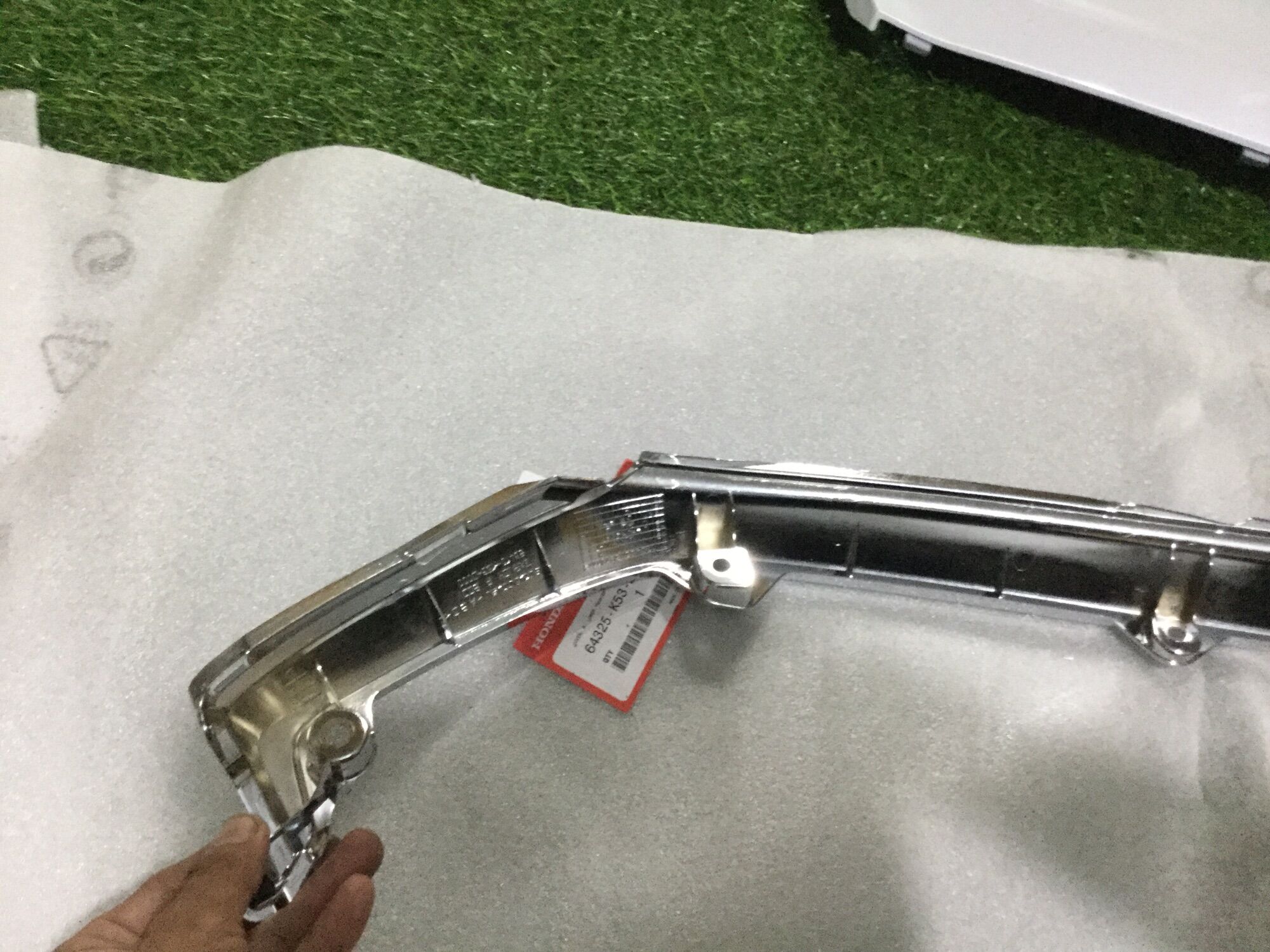 Nẹp Sườn Bên Phải Sh 300i 2016 - 2020