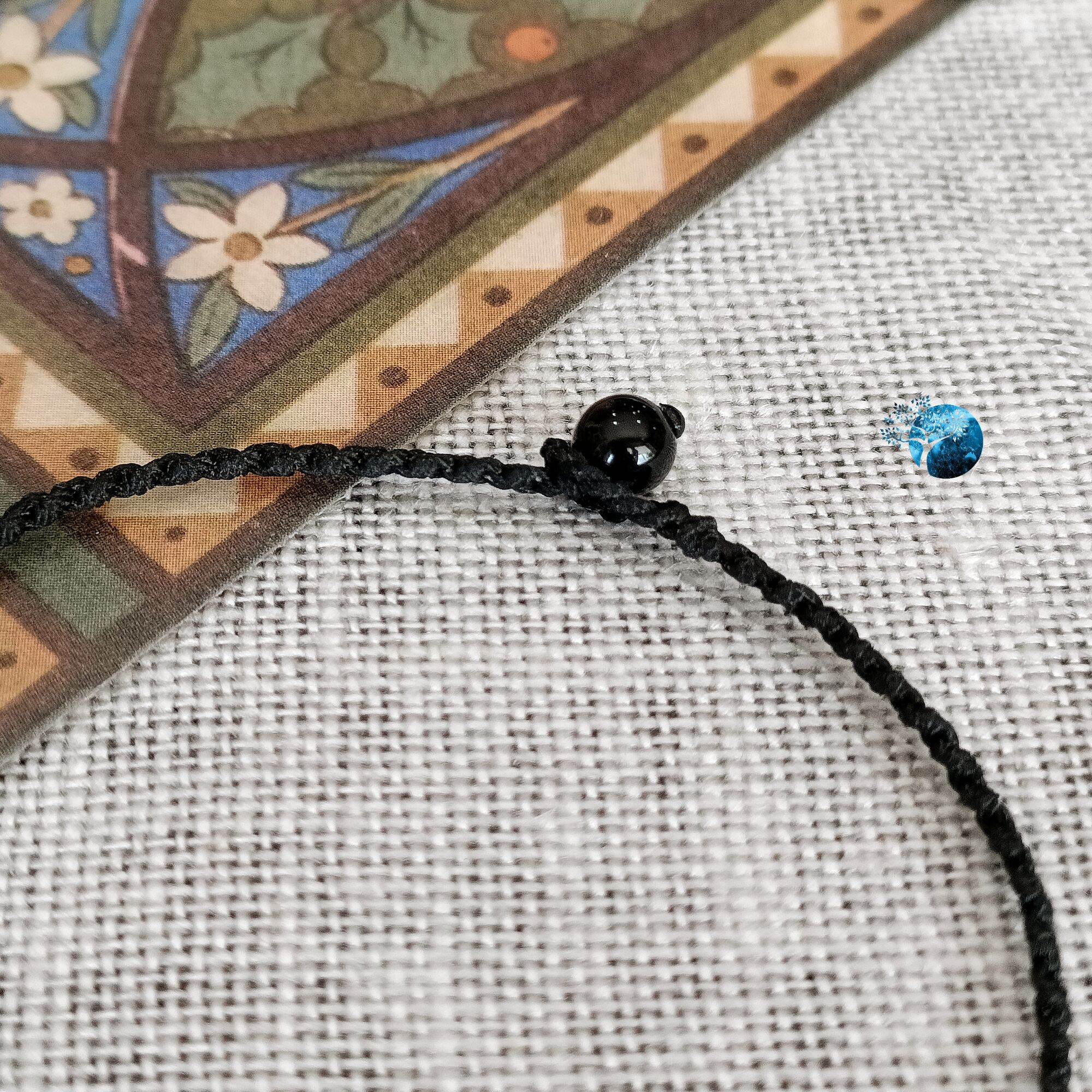 Vòng tay tết dây lu thống mini đá sodalite