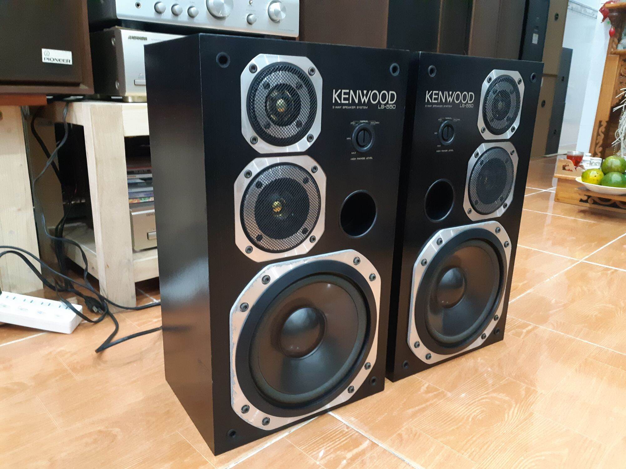 Cặp loa KENWOOD LS-550