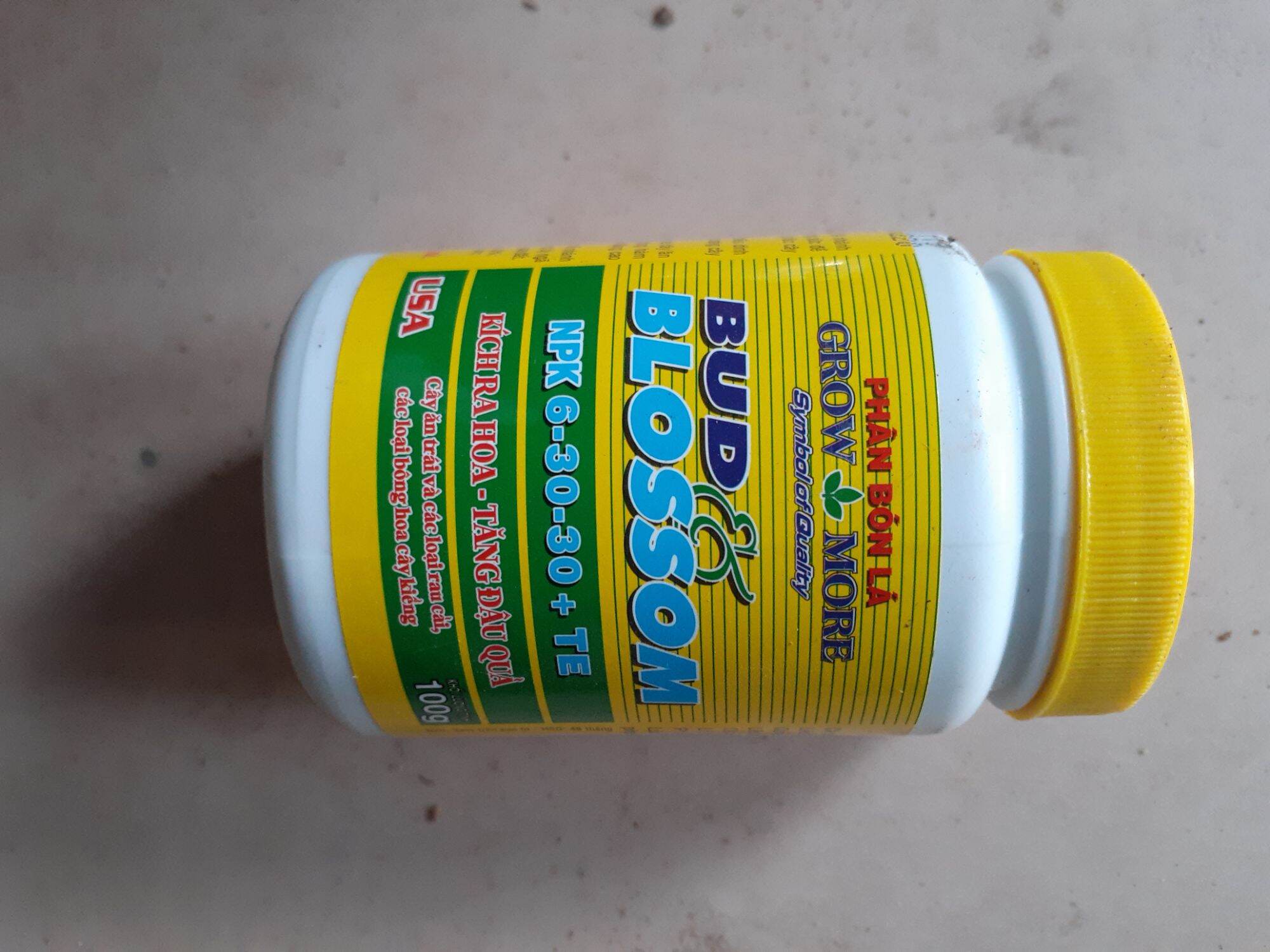 PHÂN BÓN NPK 6-30-30 KÍCH THÍCH RA HOA LỌ 100GR