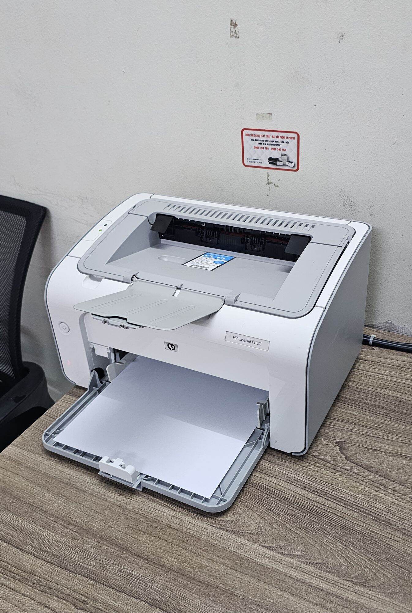 Máy in laser trắng đen Hp Laserjet P1102 ( Cũ ) / máy in trắng đen khổ a4 / máy in hp 1102 / máy in laser trắng đen 1 mặt / máy in hp laserjetp1102