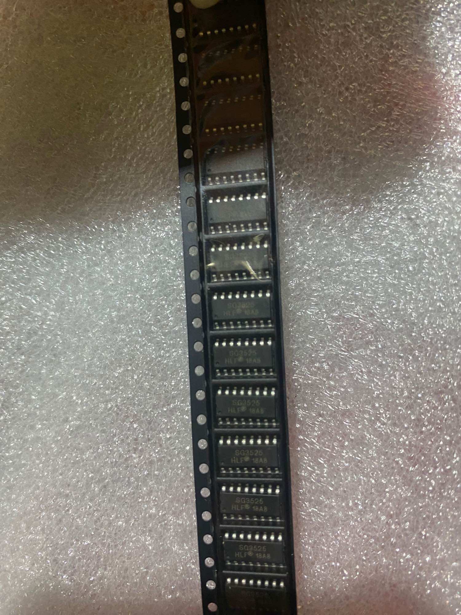 Ic dán 3525