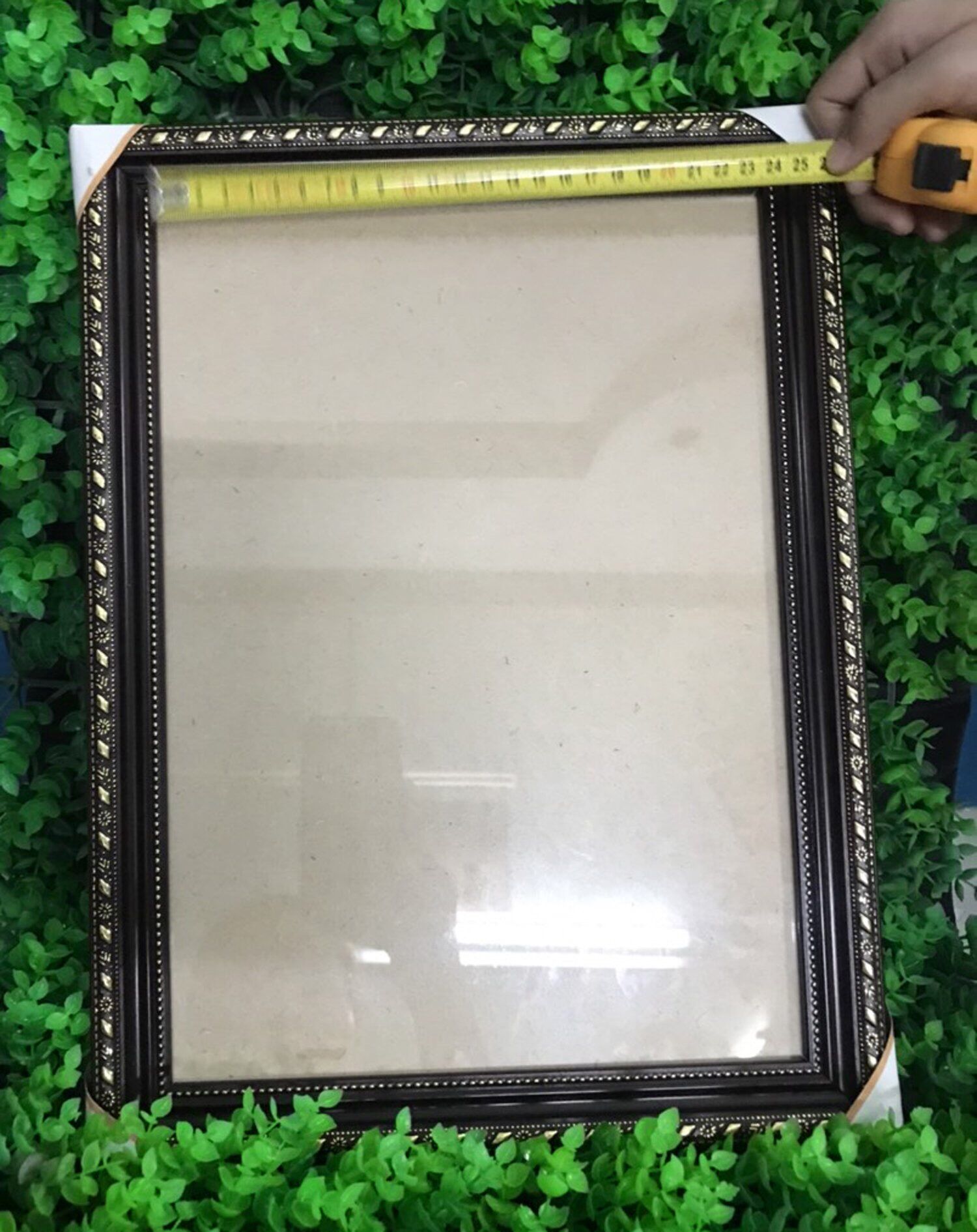 Khung hình có kiếng ,kí ch thước tấm hình  (25x35)