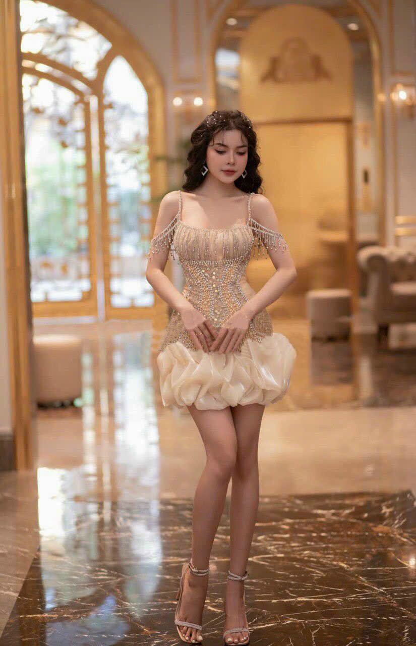ĐẦM BODY BẸT DÂY ĐÁ RUA