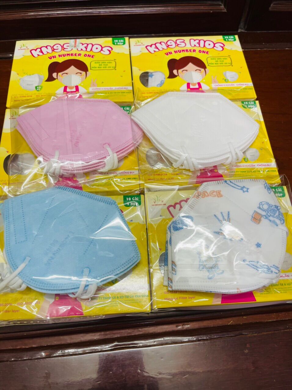 Khẩu trang Kn95 Vn Number One Trẻ Em( 4 lớp )( hộp = 10 cái)