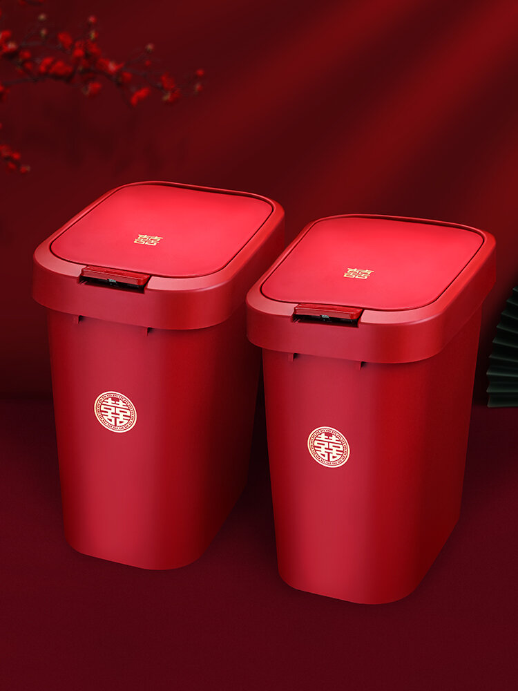 Red Covered Wedding Trash Bin Giá  95,000 Đồng*Miễn phí vận chuyển
