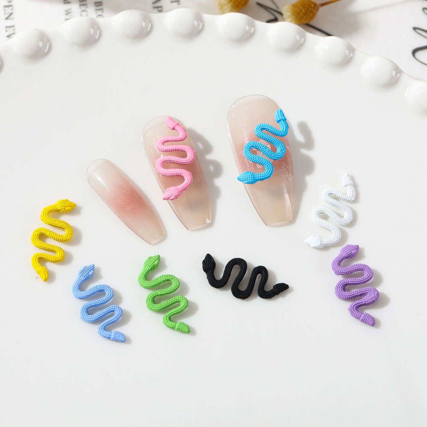 CHARM TẾT HÌNH RẮN ĐỘC LẠ M110 SET 10 VIÊN 5 MÀU