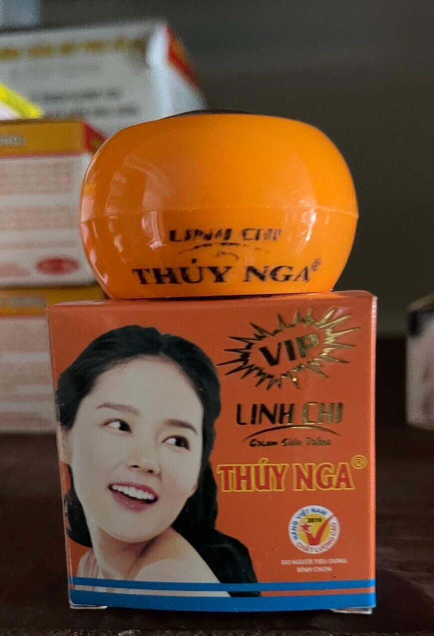 Kem Dưỡng Trắng Da Linh Chi Thuý Nga Hộp Cam