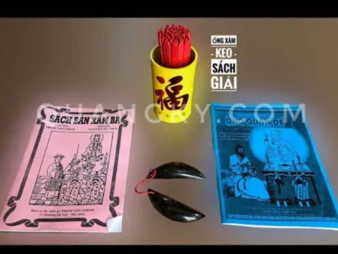 Bộ lắc xin xăm, gieo quẻ