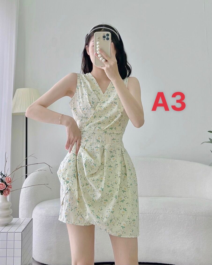 Đầm kèm thêm quần đùi, tim đắp chéo, hoa nhí. Chất lụa hàn.